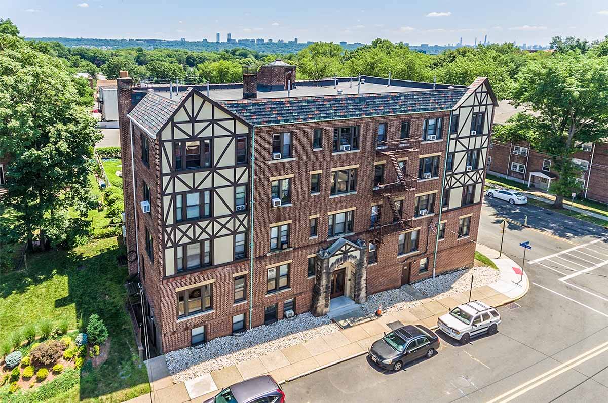 508 Red Aerial Front Photograph